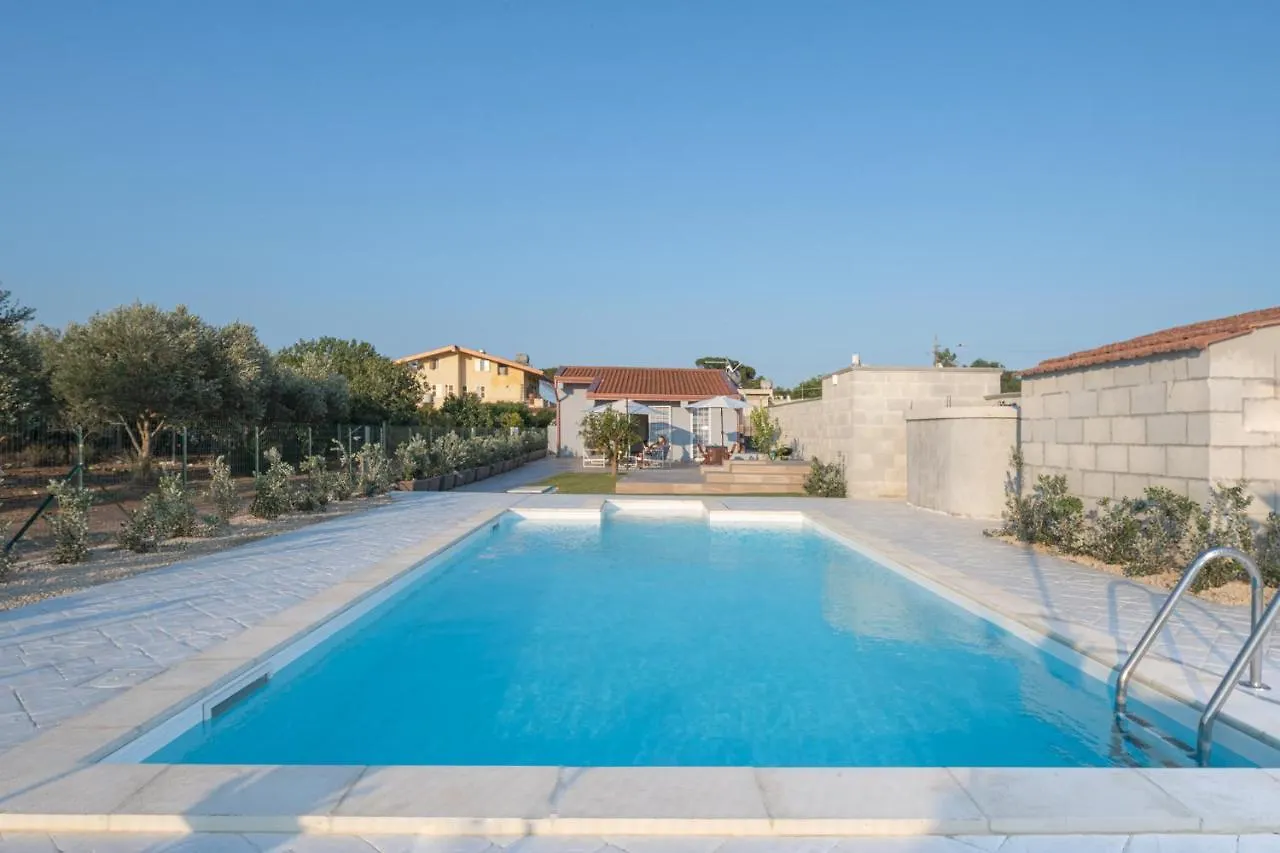 Villa Saint Laurent Noto Italy